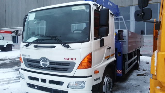 Лизинг грузовика Hino-500 c КМУ Tadano в Казани